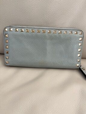 Valentino Rockstud Zip-Around Leather Wallet - Light Blue